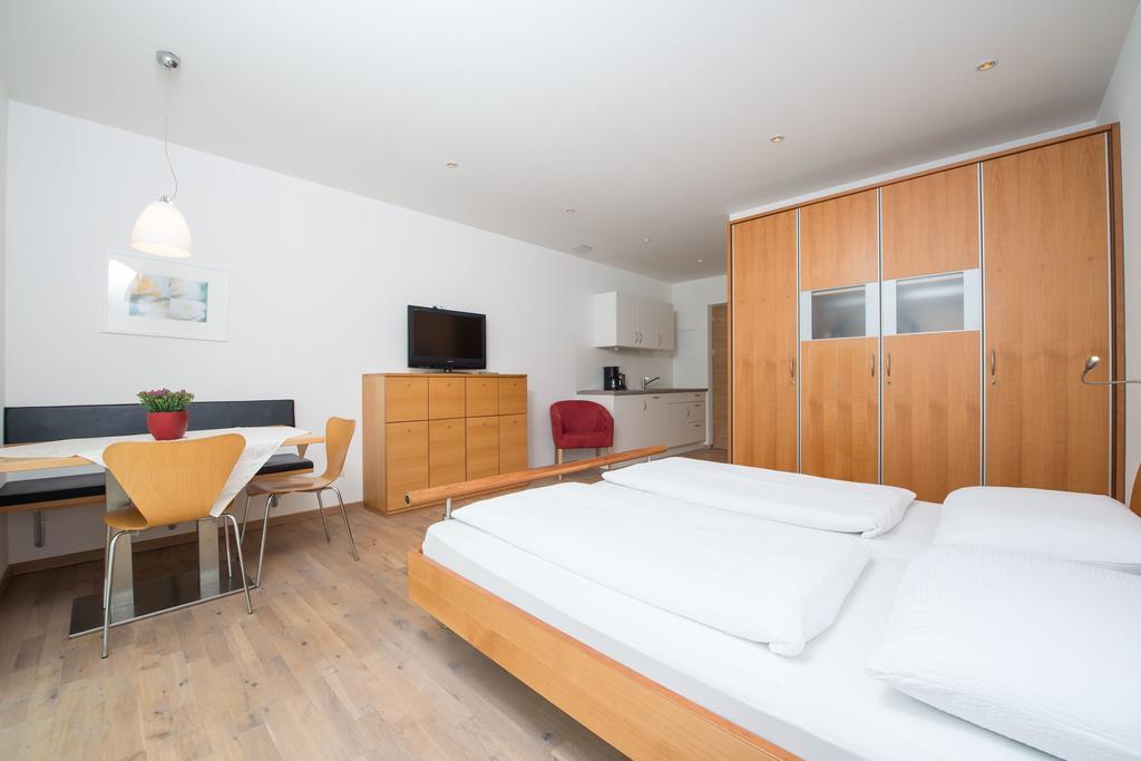 Apartment Edelweiss Bruneck Kamer foto